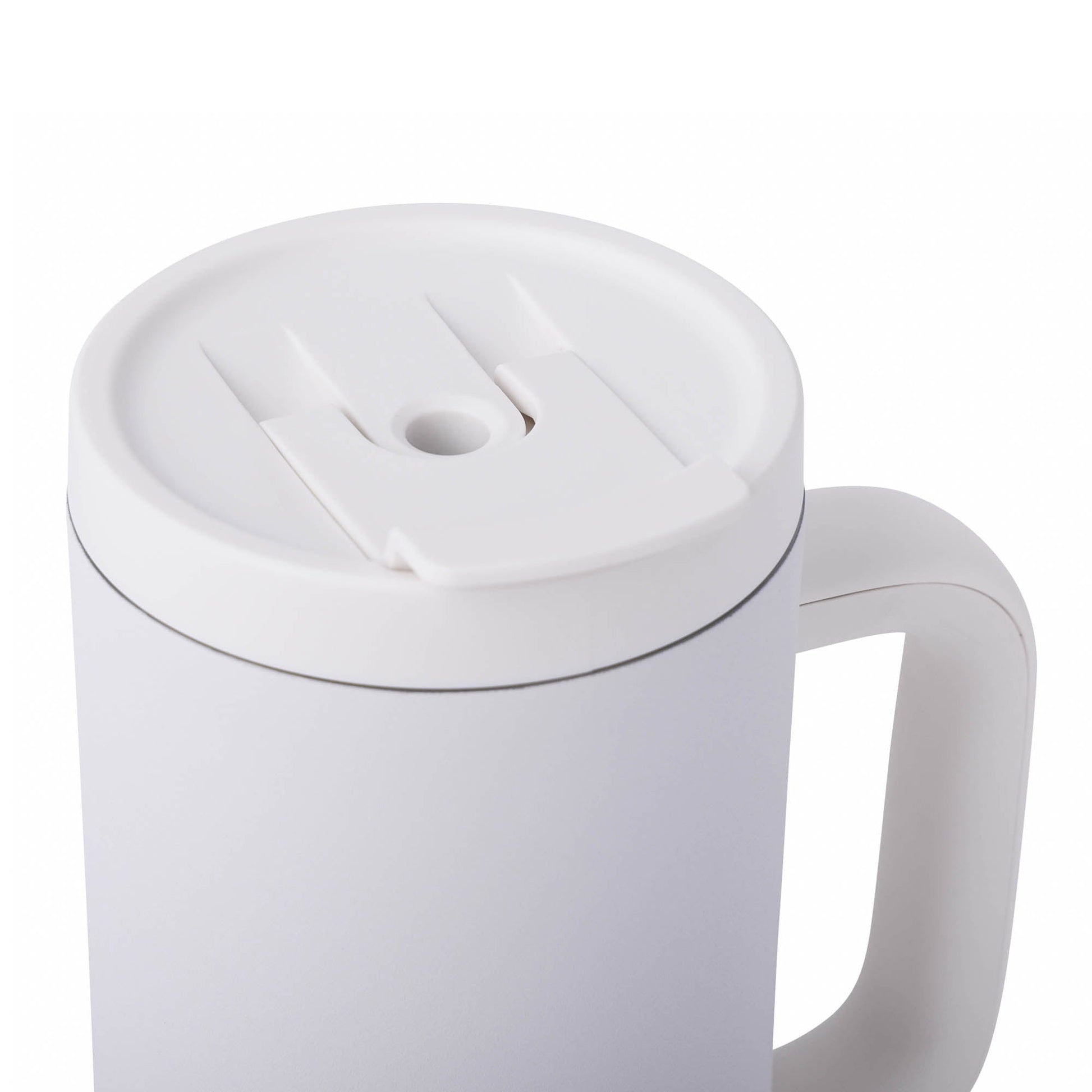 40-oz-leisure-tumbler-w7 CoreHome_MannaHydration_Whites_Raw-42.jpg